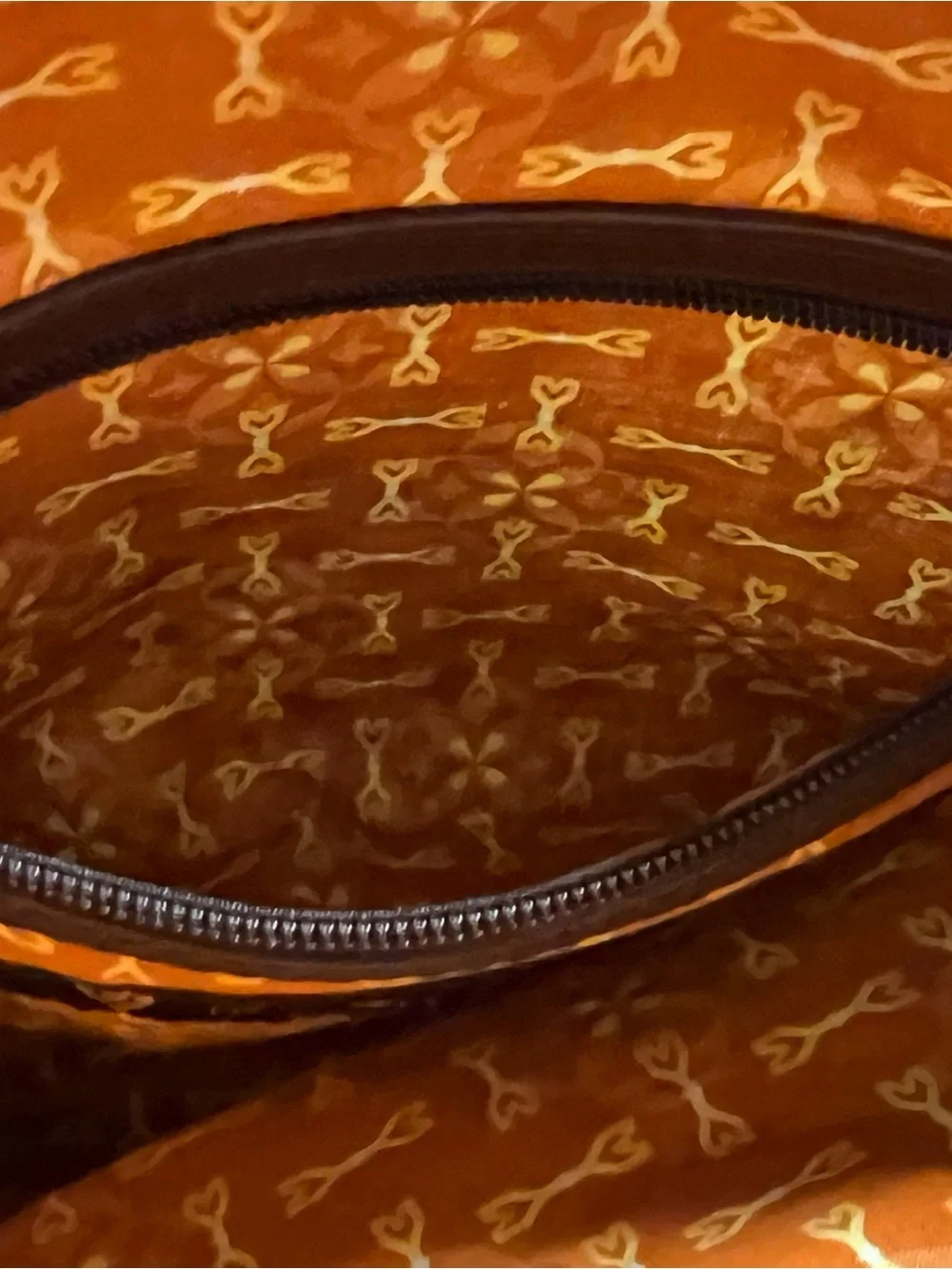 MY by Michele & Yvette‎ Patterned Orange Crossbody Bag